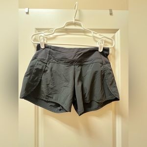 Lululemon Women’s Size 4 Black Speed Up Lined Shorts